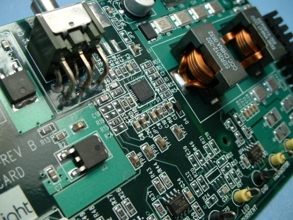 Driver card for driving high power LEDs