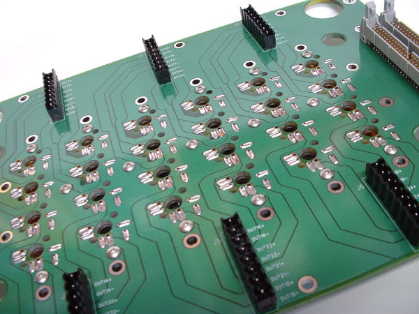 contactor PCB and pogo pin block for high brightness LED test system